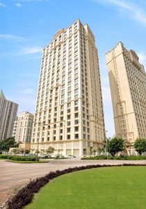 Hiranandani Quantum