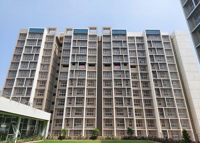 Neelsidhi Regalia
